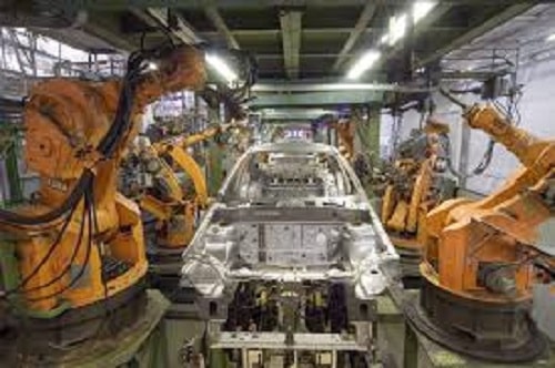 Atelier automobile pour le montage de voiture avec des robots soudeurs